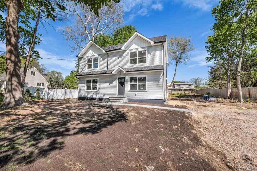 20 Lehigh Avenue, Centereach, NY 11720 - #2