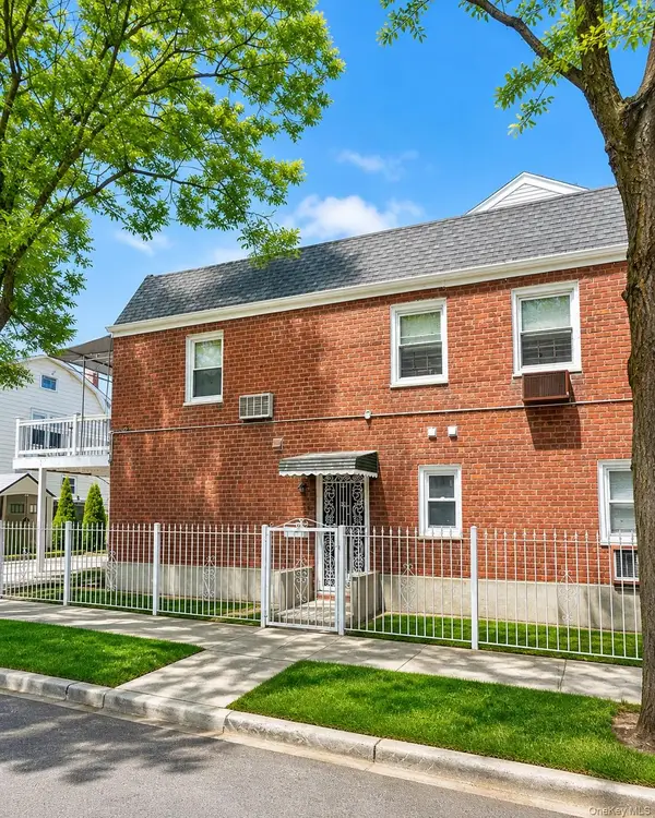 152-20 Peck Avenue, Flushing, NY 11355