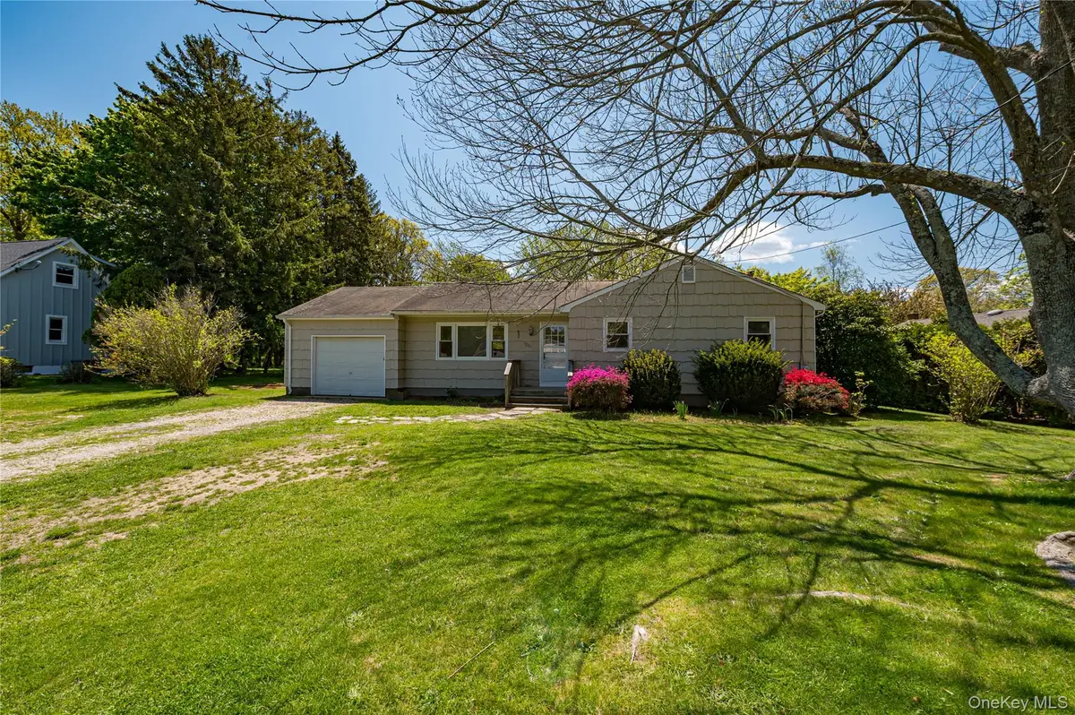 6200 New Suffolk Avenue, Mattituck, NY 11952 - #1