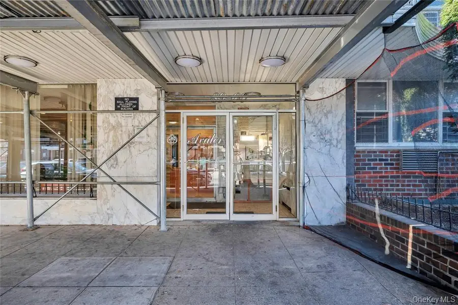 89-00 170th Street #10M, Jamaica, NY 11432 - #3
