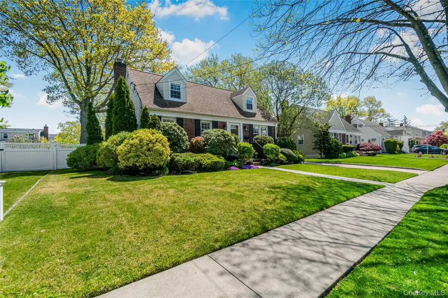 2713 Fortesque Avenue, Oceanside, NY 11572 - #3
