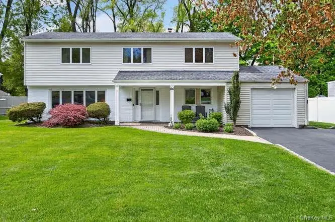 84 Harriet Lane, Huntington, NY 11743 - #1