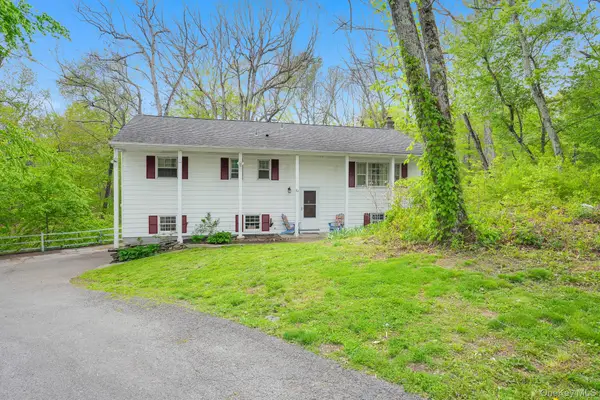 82 Roosevelt Road, Hyde Park, NY 12538