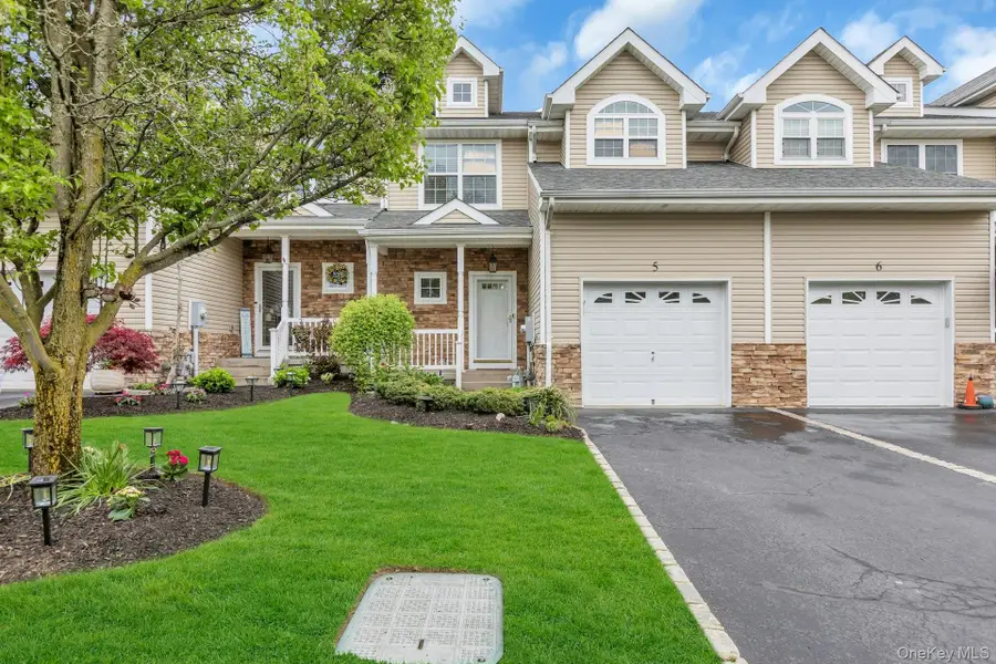 5 Terrace Lane, Patchogue, NY 11772 - #3