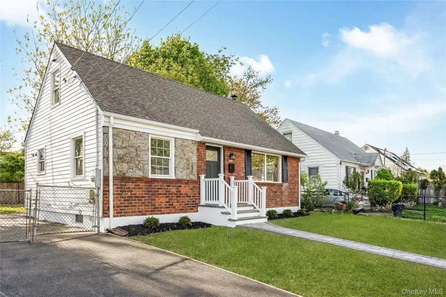 728 Martin Drive, Uniondale, NY 11553 - #3