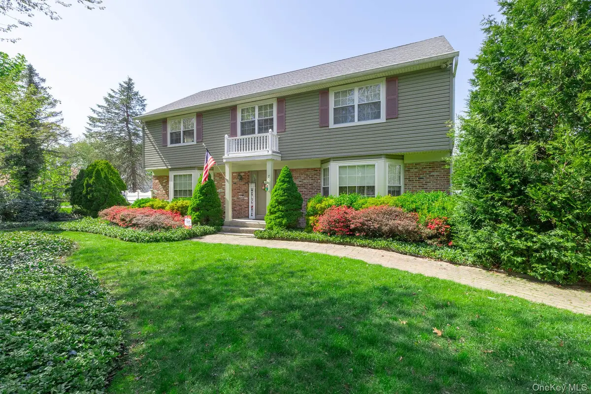7 Lake Lane, Lake Grove, NY 11755 - #1