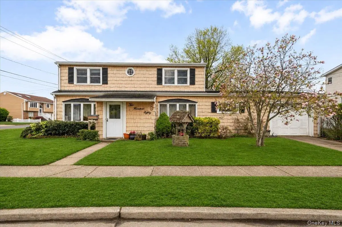 280 Division Avenue, Massapequa, NY 11758 - #1