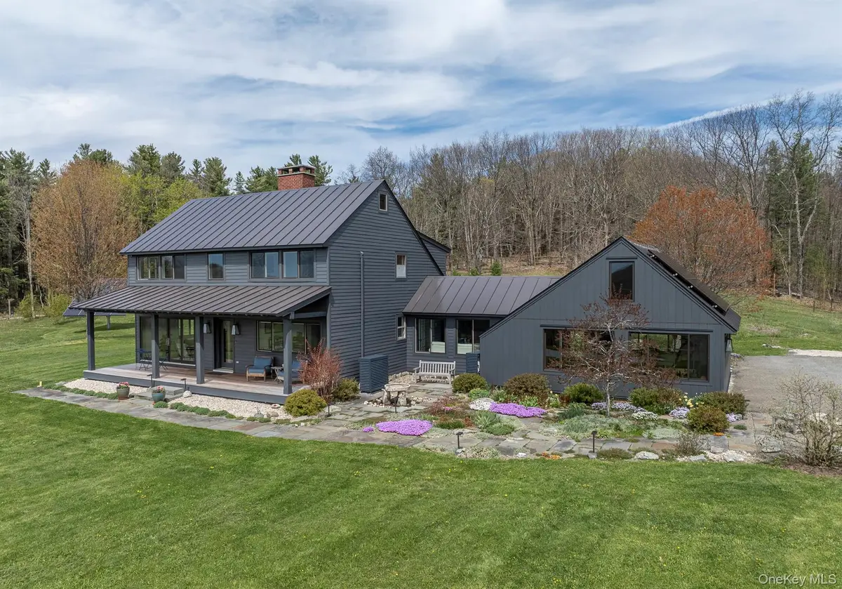 53 May Lane, Austerlitz, NY 12165 - #1