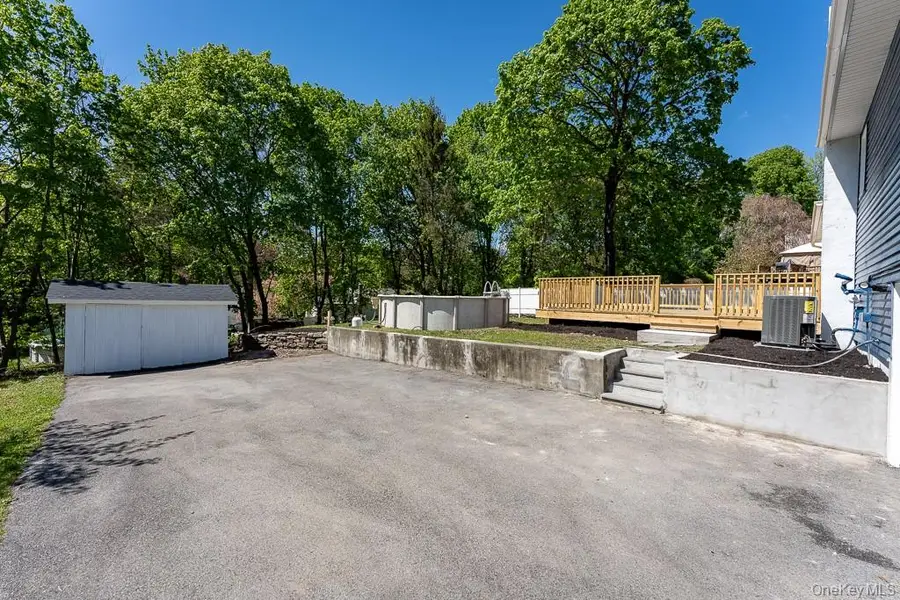22 Oriole Drive, Poughkeepsie, NY 12601 - #3