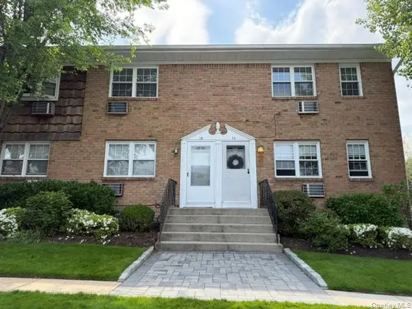 3 Anchorage Lane #1B, Oyster Bay, NY 11771