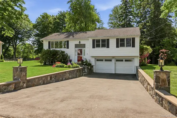 3499 Katrina Drive, Yorktown Heights, NY 10598