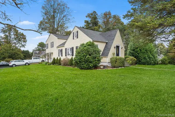 8 Raymond Drive, Carmel, NY 10512