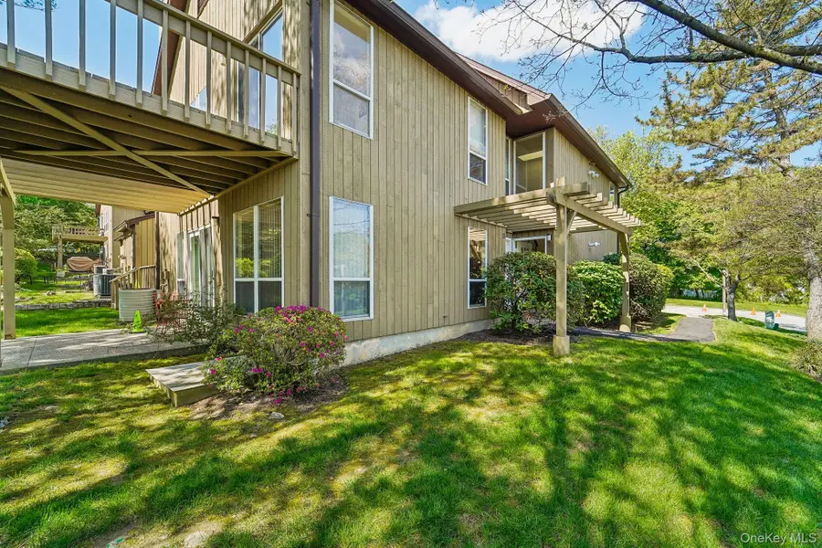 18 Brooke Hollow Lane, Peekskill, NY 10566 - #2