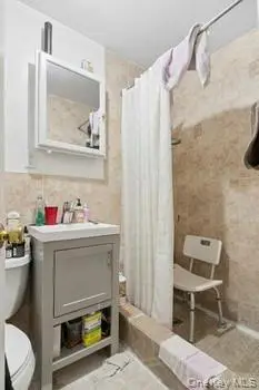 28 Saint Andrews Place #4, Brooklyn, NY 11216 - #2
