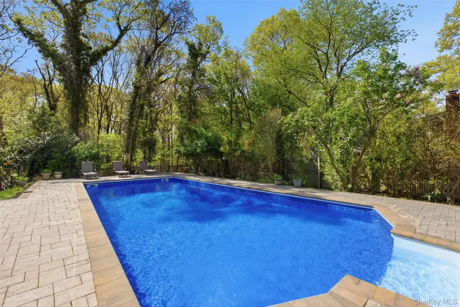 26 Woodchuck Lane, East Setauket, NY 11733 - #3