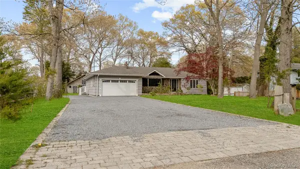 257 Southlawn Avenue, Central Islip, NY 11722
