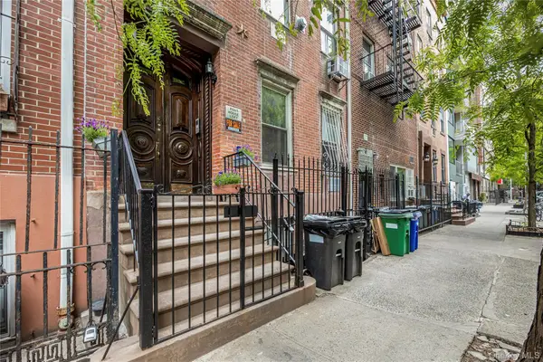 271 E 7th Street #5, New York (Manhattan), NY 10009