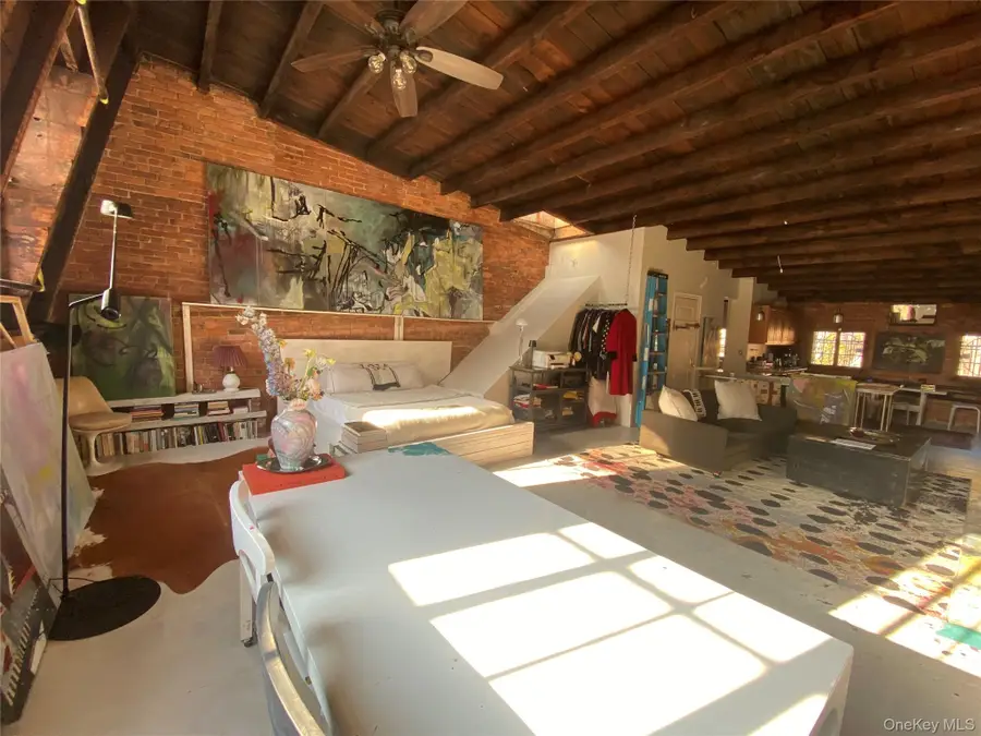 271 E 7th Street #5, Manhattan, NY 10009 - #3