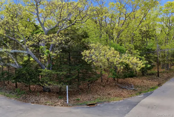 27 Three Mile Harbor Drive, East Hampton, NY 11937