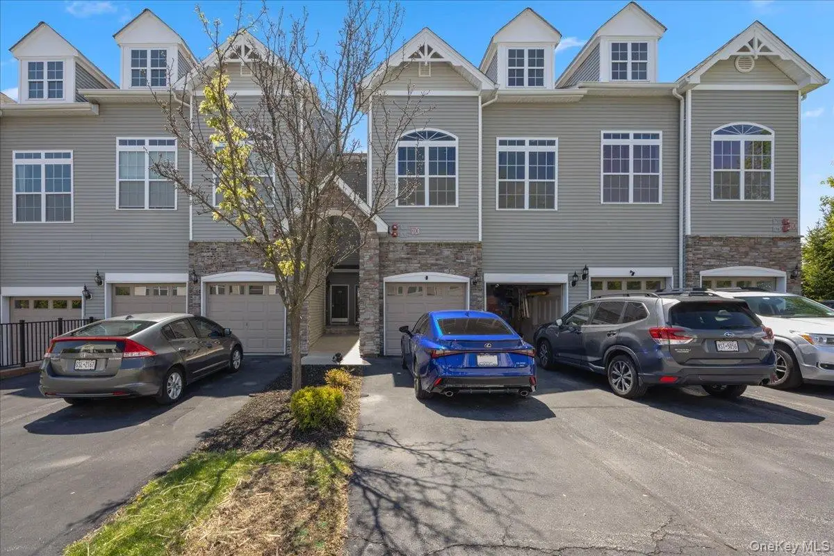 1707 Hawthorn Way, New Windsor, NY 12553 - #1
