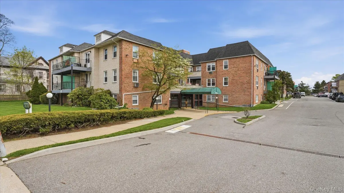 570 Broadway #A9, Lynbrook, NY 11563 - #1
