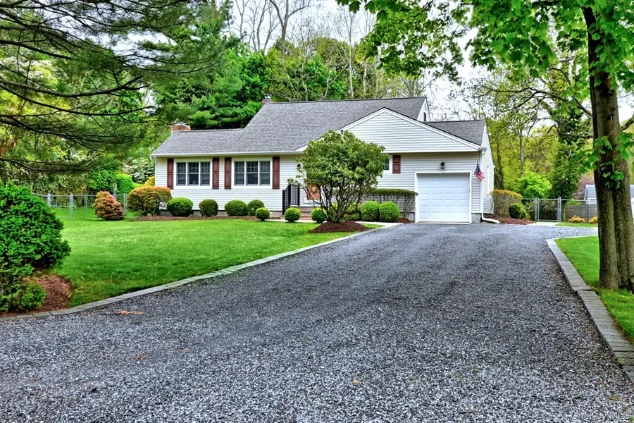 20 Valentine Road, Shoreham, NY 11786 - #2