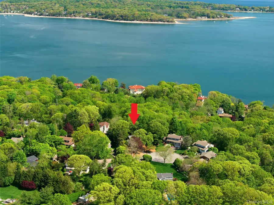 7 Great Neck Court, Huntington, NY 11743 - #3