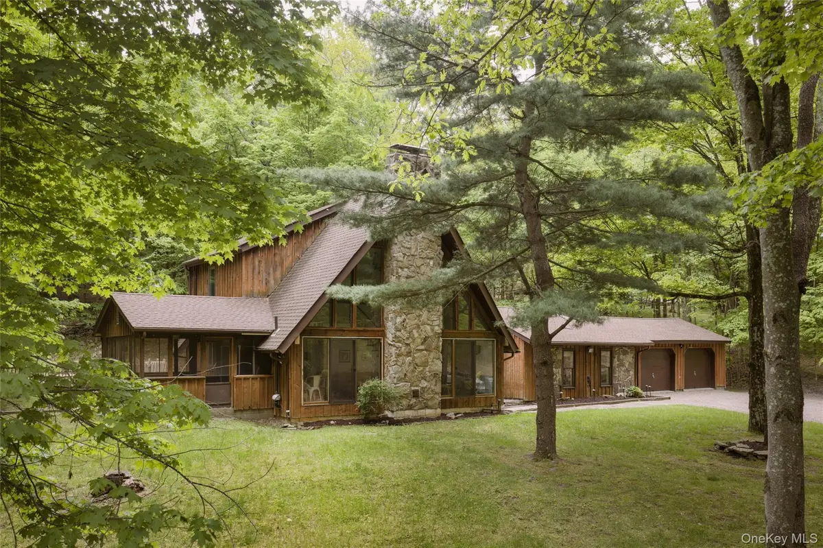 91 W Corbett Road, Montgomery, NY 12549 - #1