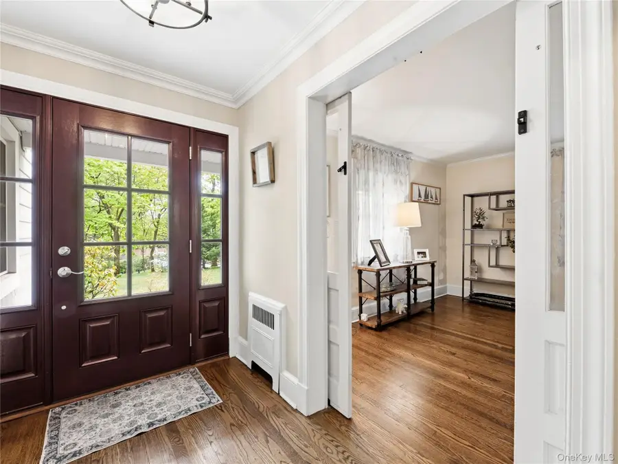 2 Longview Road, Port Washington, NY 11050 - #2