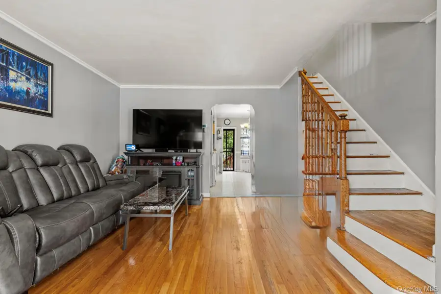 2027 Mayflower Avenue, Bronx, NY 10461 - #3
