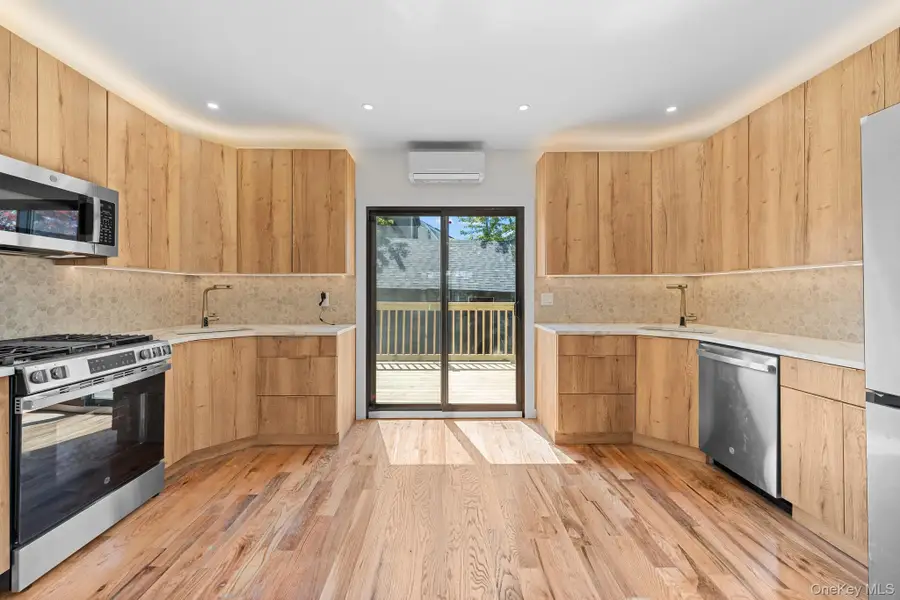 10902 169th Place, Jamaica, NY 11433 - #3
