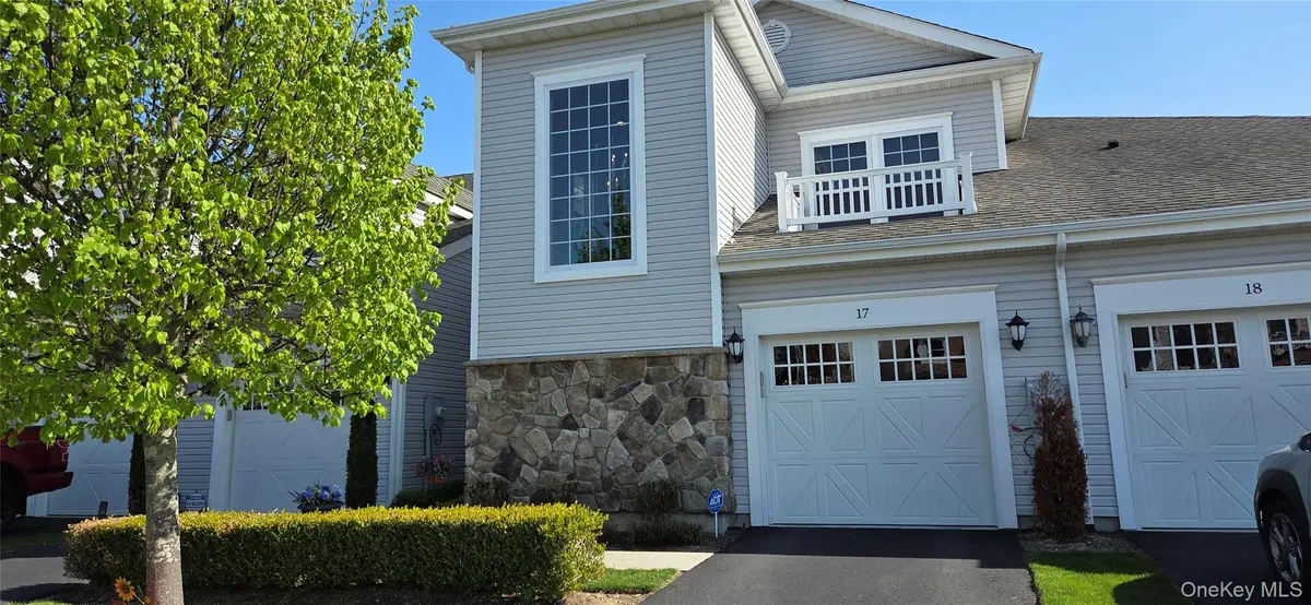 17 Greentree Court, Shirley, NY 11967 - #1
