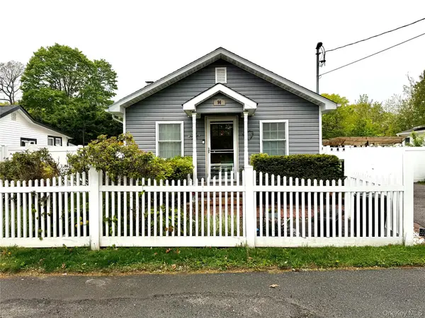 96 Pleasure Avenue, Ronkonkoma, NY 11779