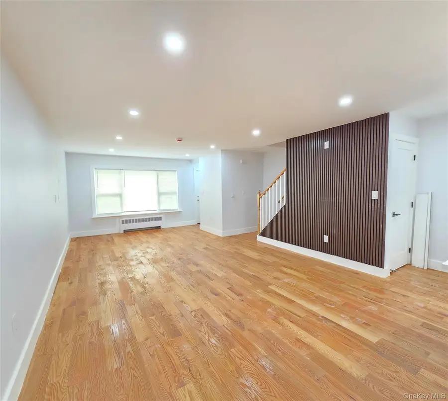 4081 Grace Avenue, Bronx, NY 10466 - #3
