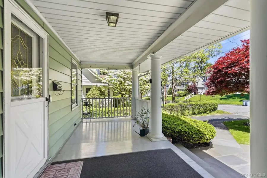 24 Grandview Avenue, White Plains, NY 10605 - #3