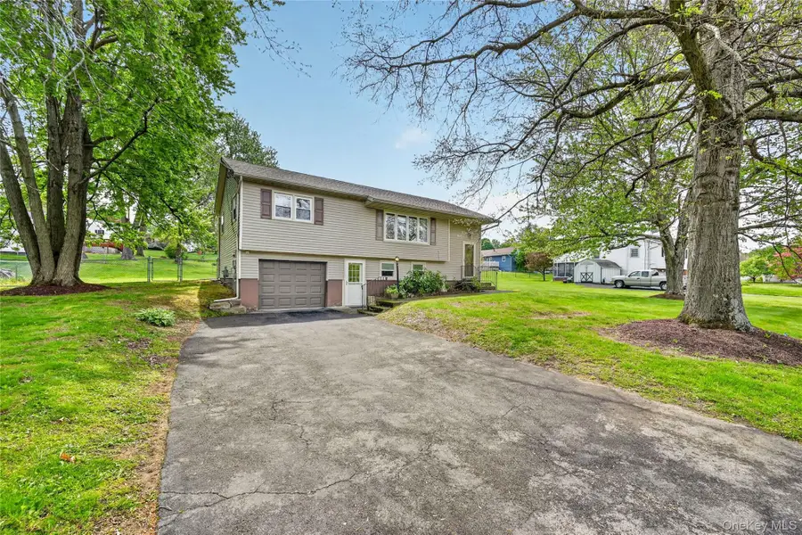 31 Monarch Drive, Newburgh, NY 12550 - #3