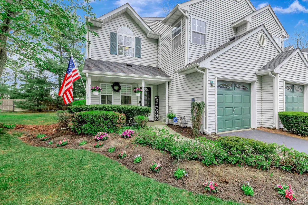 1 Plantation Drive, Hauppauge, NY 11788 - #1