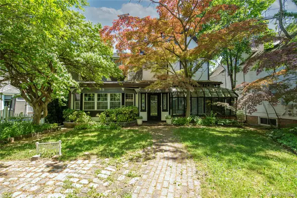 88 Prospect Street, Douglaston, NY 11363