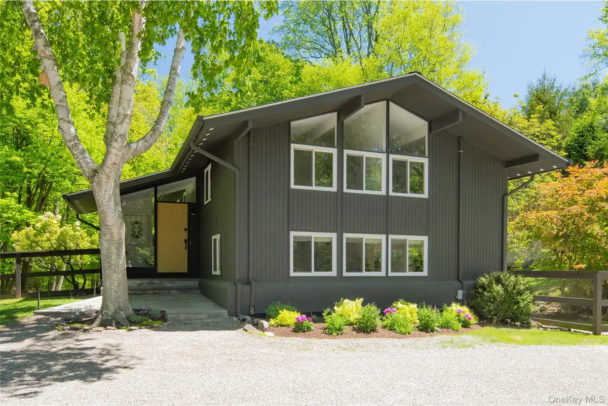5 S Bedford Road, Pound Ridge, NY 10576 - #1