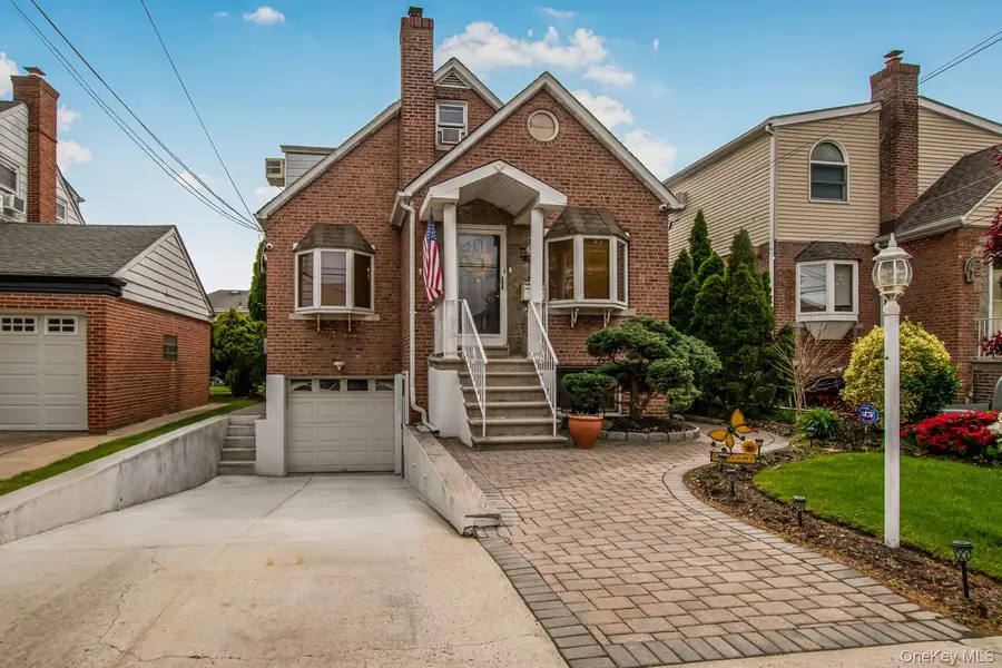 2234 Kingsland Avenue, Bronx, NY 10469 - #2