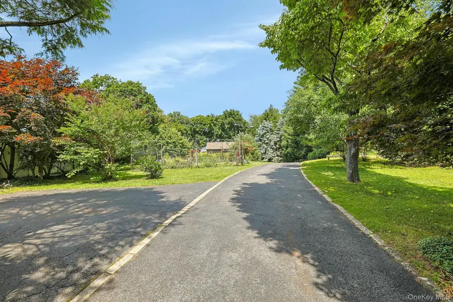 15 Grandview Lane, Thornwood, NY 10594 - #2