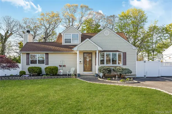 45 Beecher Avenue, East Islip, NY 11730