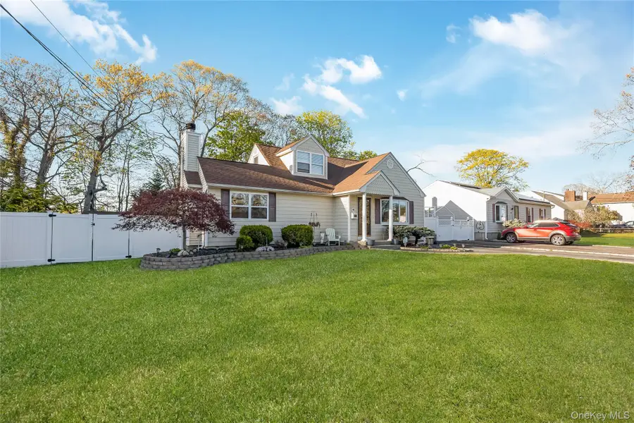 45 Beecher Avenue, East Islip, NY 11730 - #2