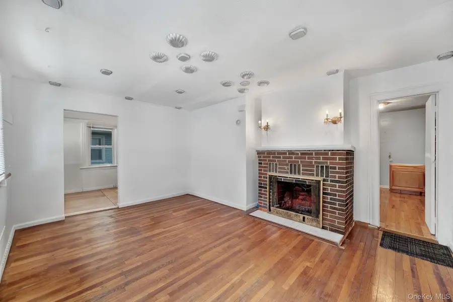 295 Washington Street, Hempstead, NY 11550 - #3