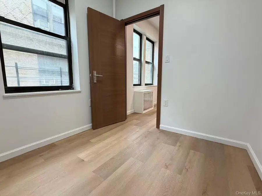 14246 Sanford Ave, 5F Sanford, Flushing, NY 11355 - #2