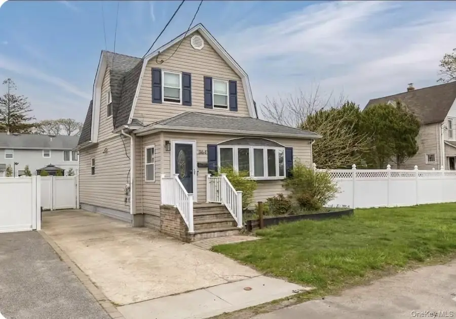 364 S Broadway, Lindenhurst, NY 11757 - #2