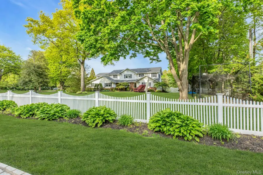 227 Gillette Avenue, Bayport, NY 11705 - #2