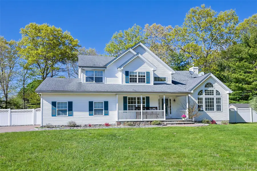 3 Sander Court, Middle Island, NY 11953 - #2