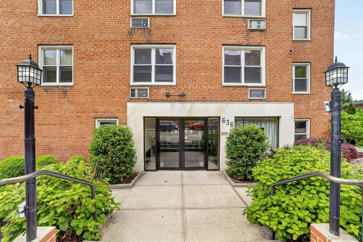 636 N Terrace Avenue #3F, Mount Vernon, NY 10552 - #1