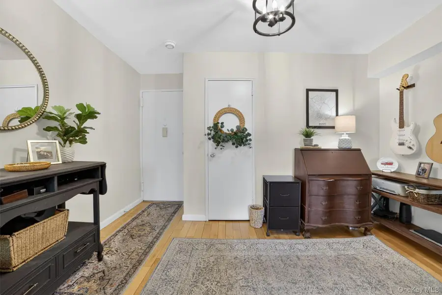 636 N Terrace Avenue #3F, Mount Vernon, NY 10552 - #3